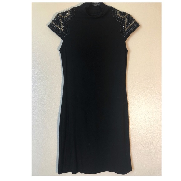 Black dress with beaded sleeves - Picture 1 of 3